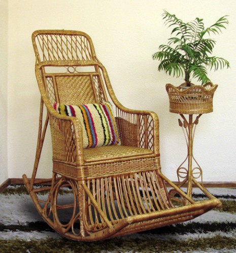 Кресло качалка для пожилых